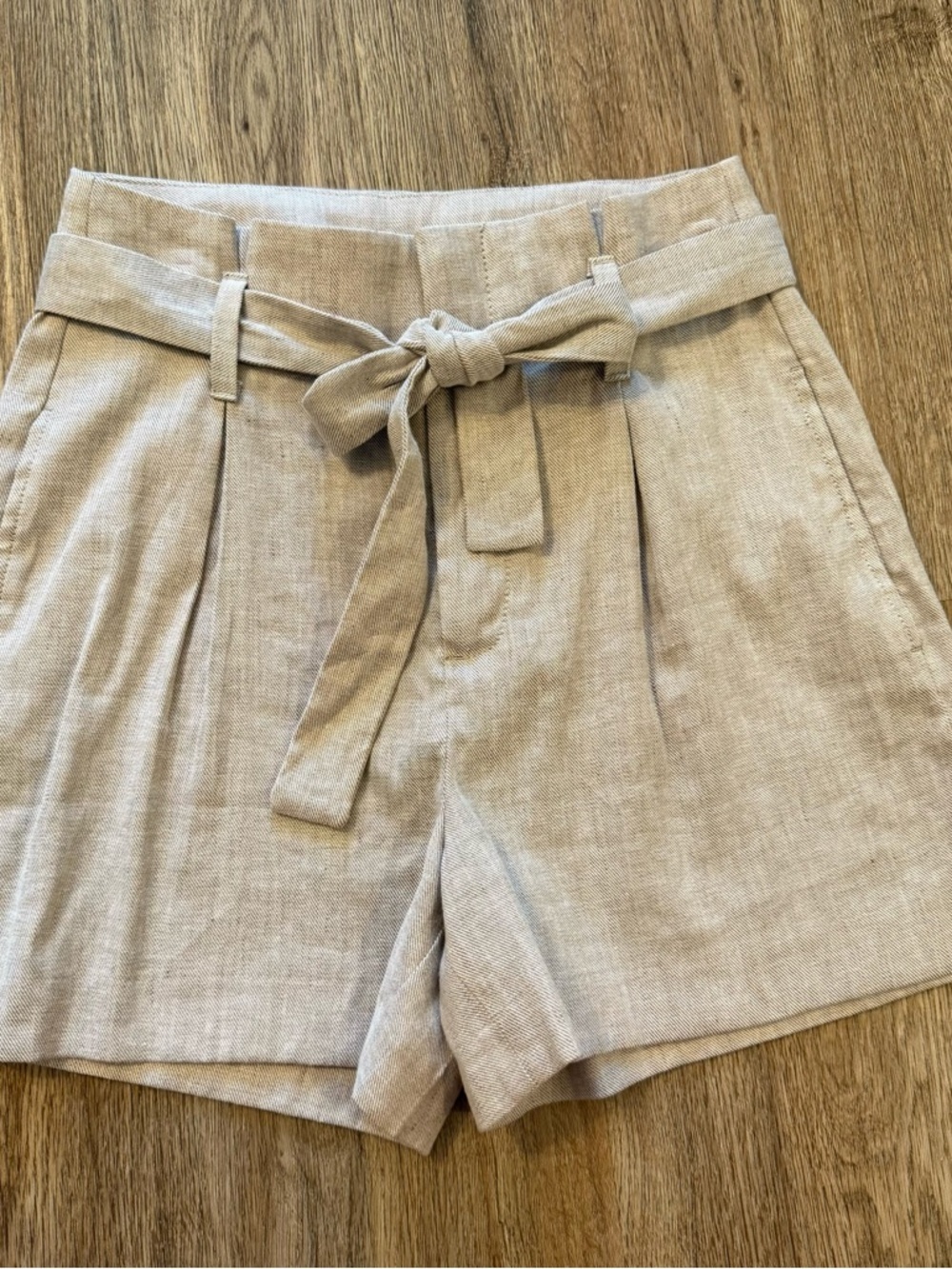 Banana Republic Linen Blend Shorts Women’s 0 Beige High Waisted Belted Preppy